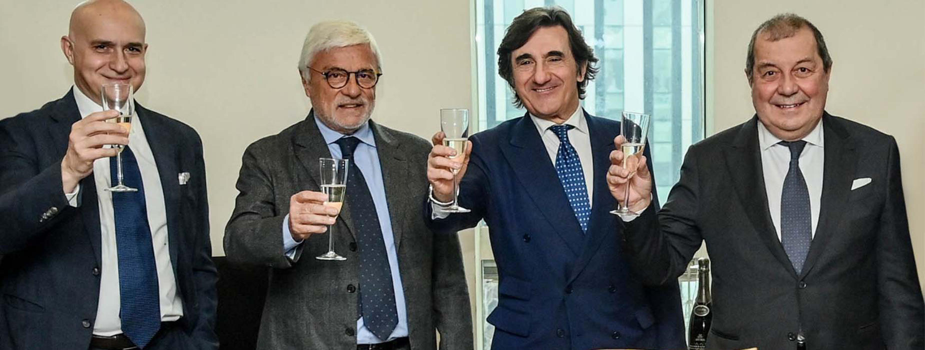 lauretana-acqua-ufficiale-del-giro-ditalia-per-i-prossimi-tre-anni-cover-exclusive-brands-torino